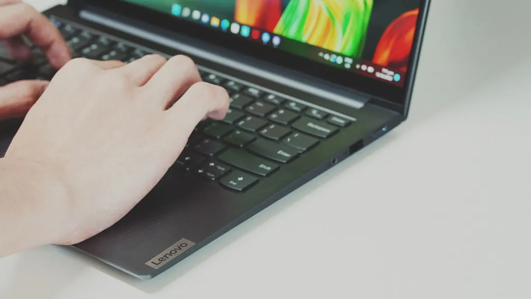 Lenovo Legion Go SD Card Not Working? How to Fix Connection Drops in 2026
